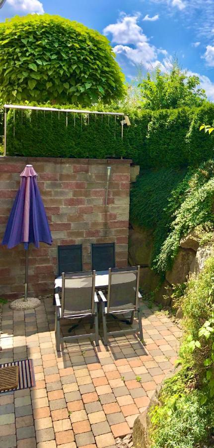 2 Zimmer Apartment, 70 Qm, Max 4 Pers, Private Terasse, 2 Parkplaetze, Internet 250 Mbit Gaertringen Luaran gambar